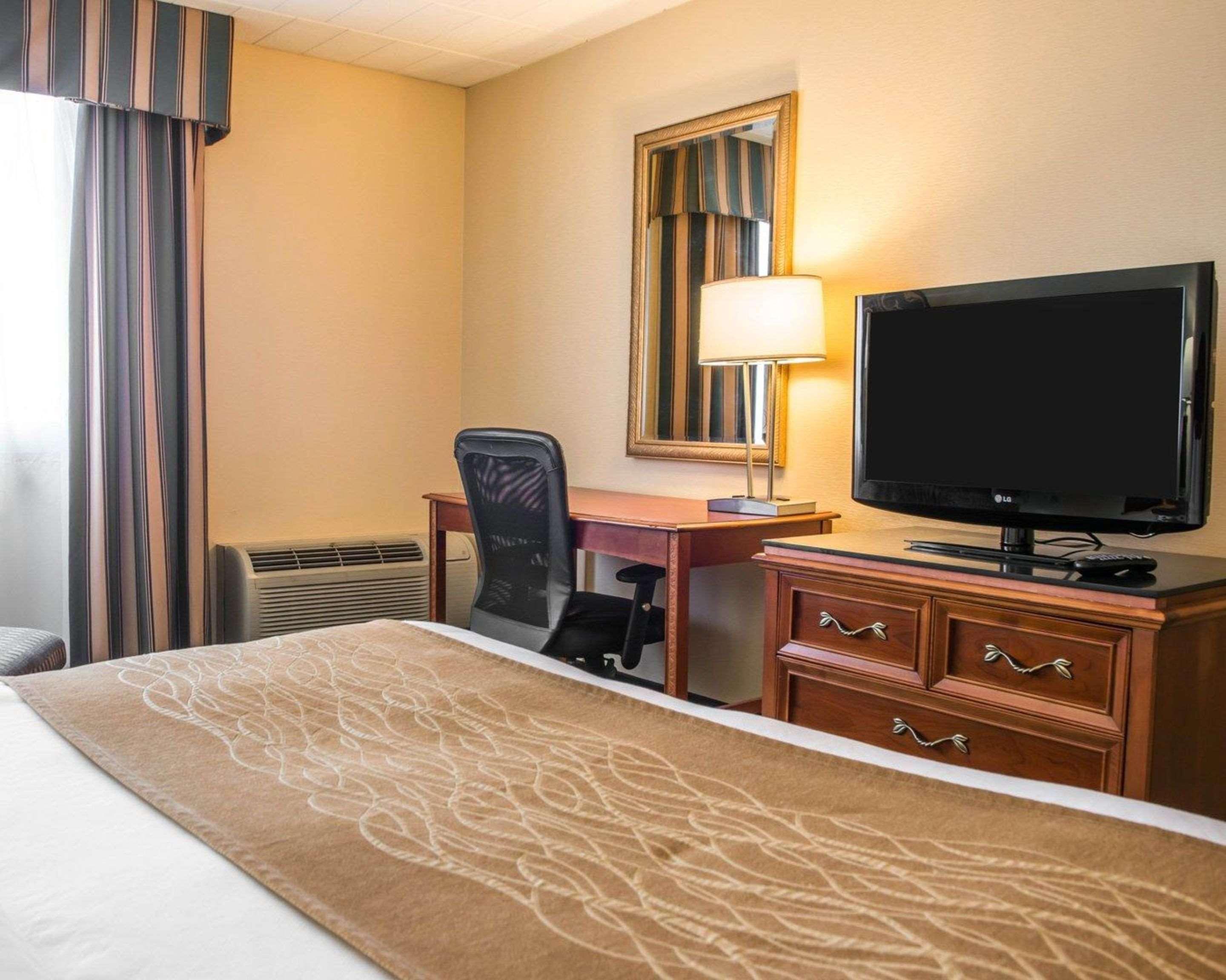 Mainstay Suites Verona Esterno foto